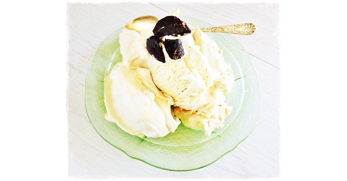 https://www.suddenlunch.com/wp-content/uploads/2015/04/black-garlic-ice-cream-recipe.jpg